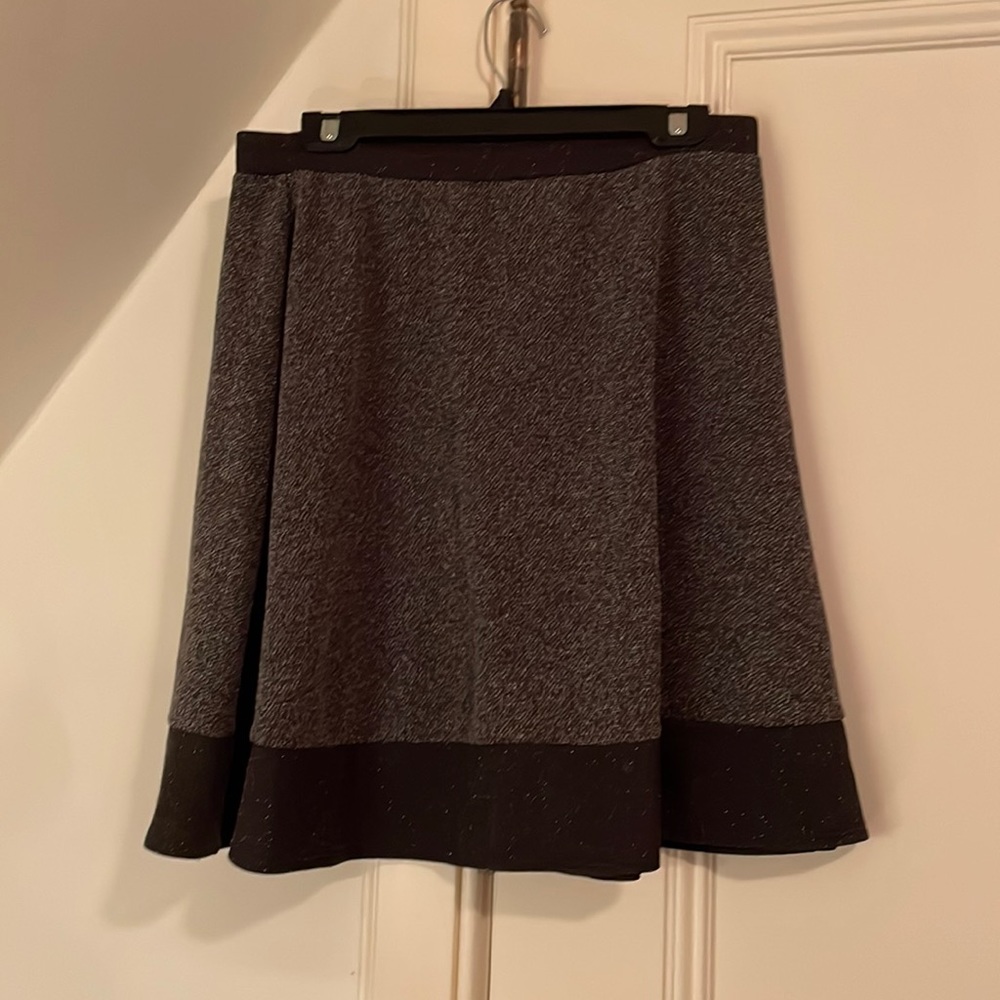 Textured skirt